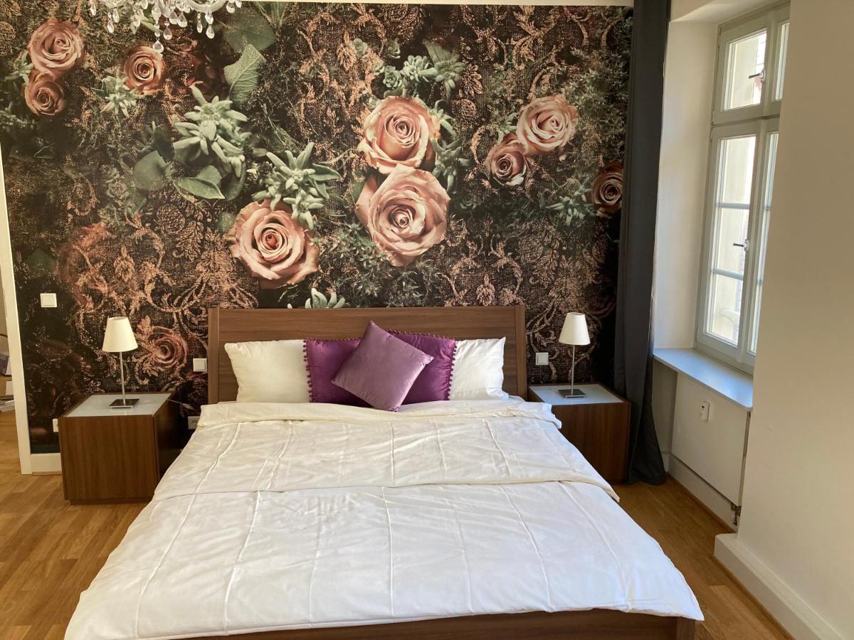Cafe & Hotel Knoesel Heidelberg Eksteriør bilde